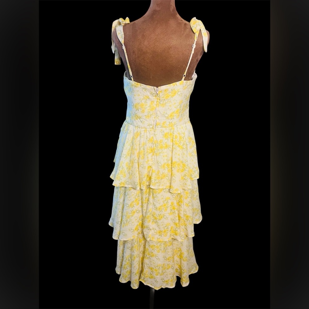 M NWT Altar'd State Pale Yellow Floral Tiered Midi Dress - Picture 5 of 13